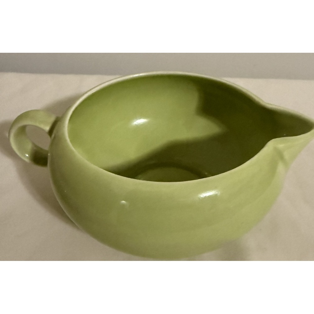 Vintage Lime Green Creamer‎